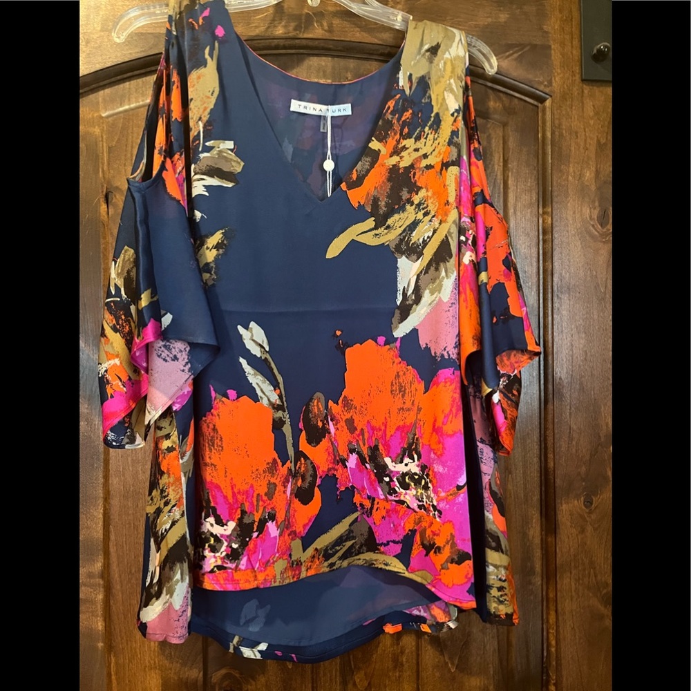 Trina Turk Beautiful Silk Blouse, Key Hole Shoulders